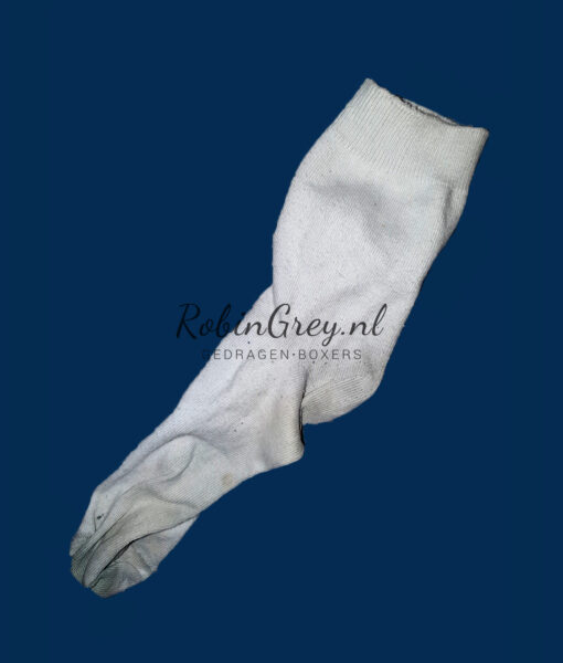 Oude witte gedragen sok