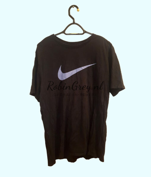 Zwarte katoenen shirt met grote Nike logo